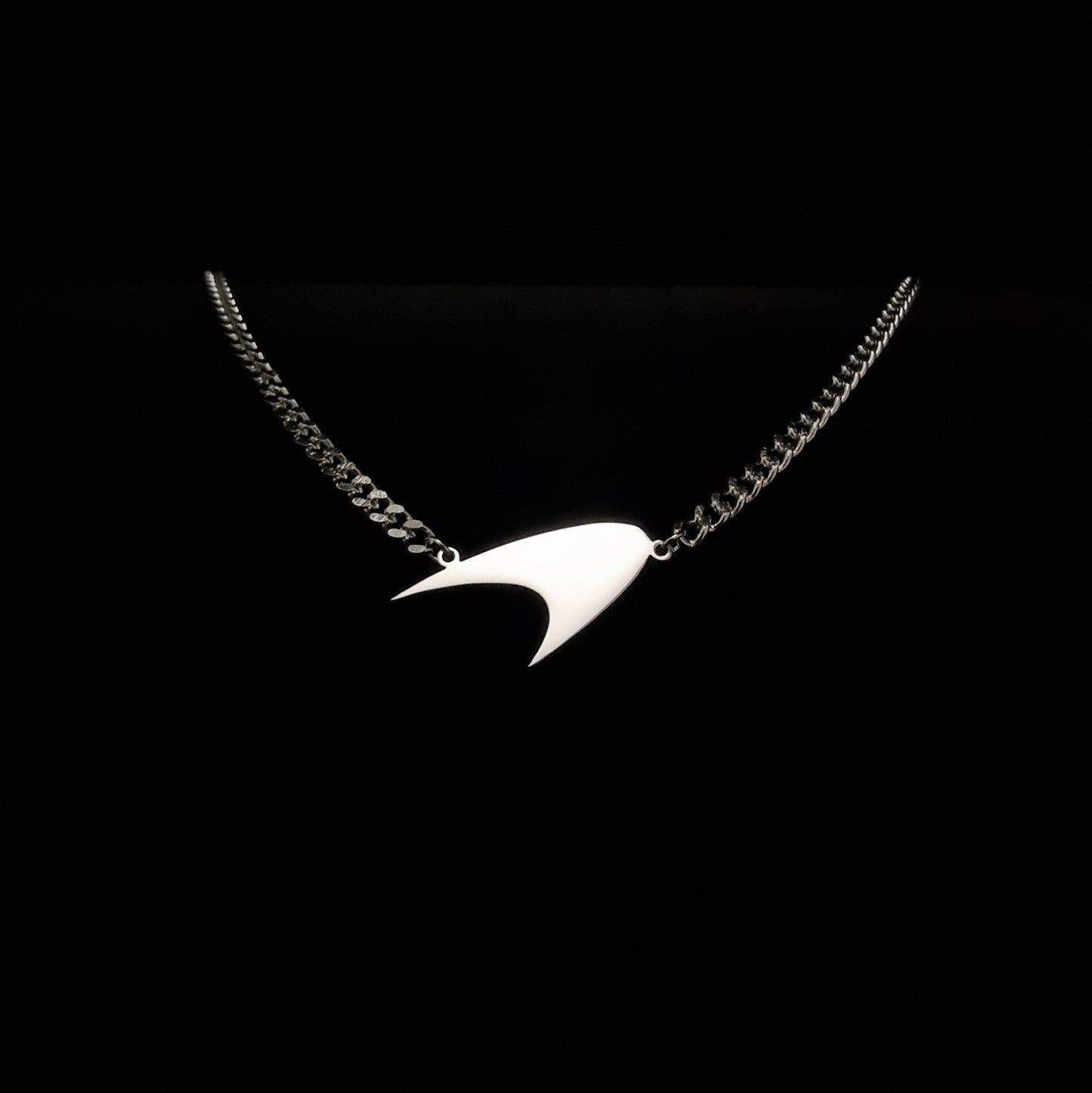 McLaren wave Necklace